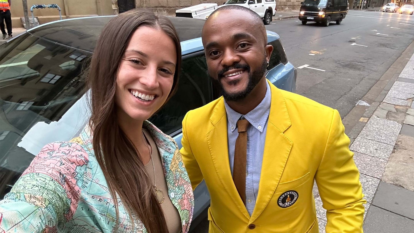 Überprüfung in Johannesburg durch einen Yellow Jacket Official von RecordSetter.