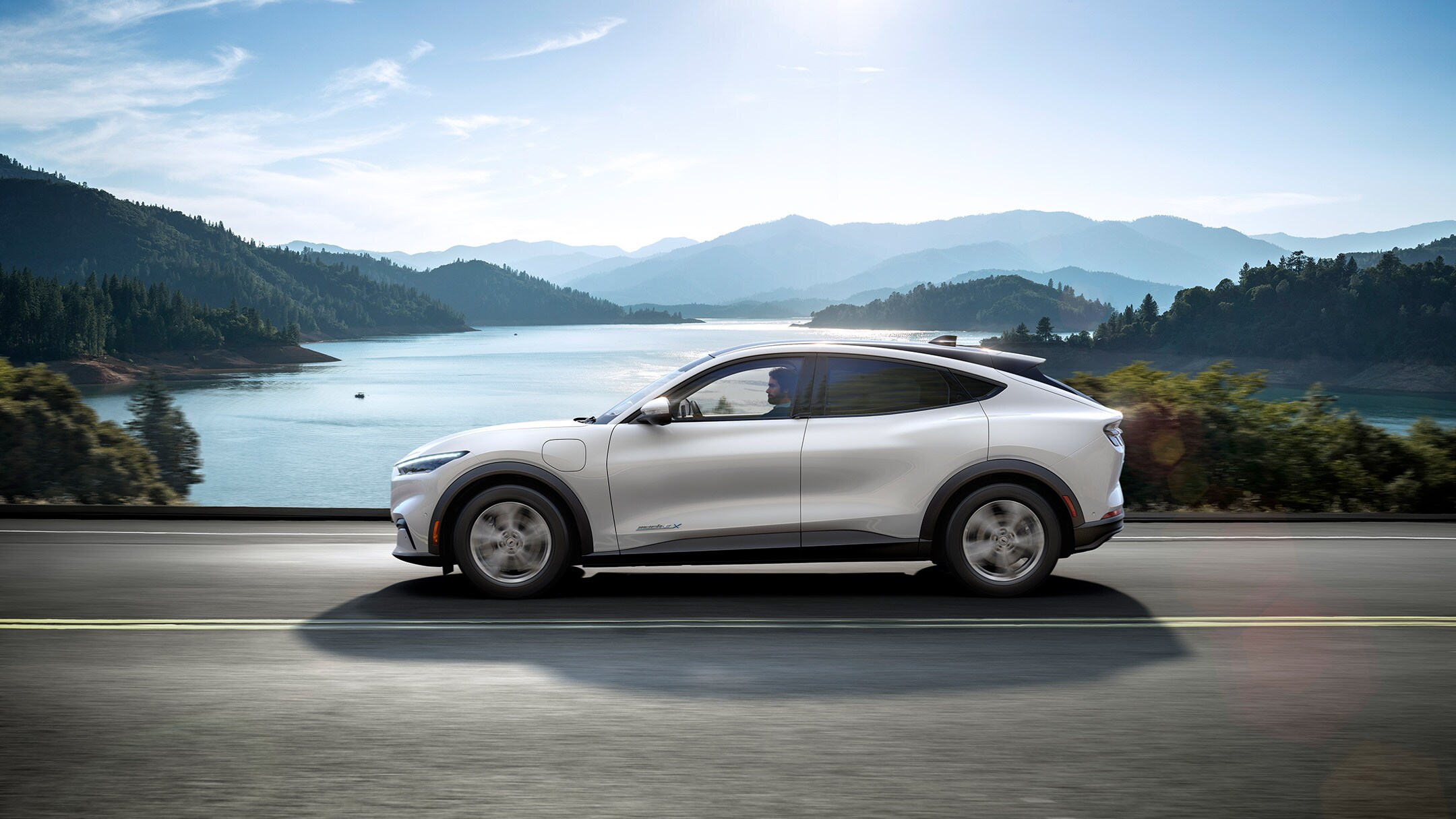 Der neue Ford Mustang Mach-E - vollelektrischer SUV | Ford CH