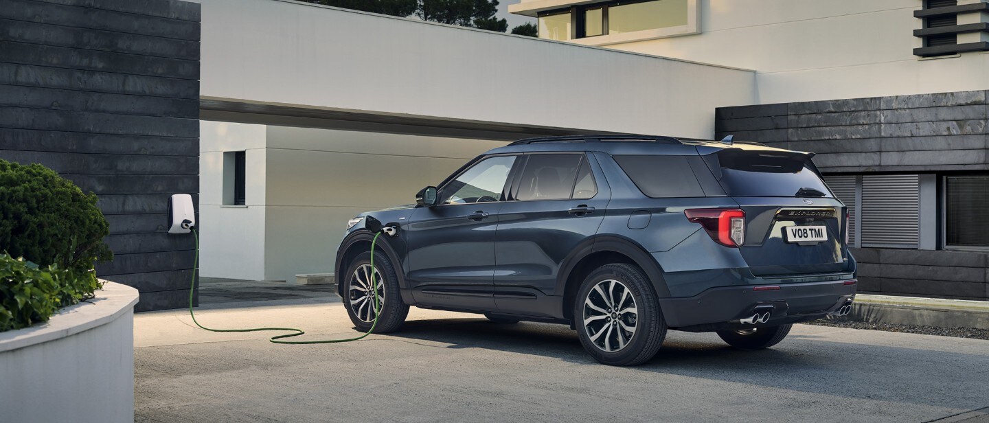 Ford explorer on sale 3.0 phev
