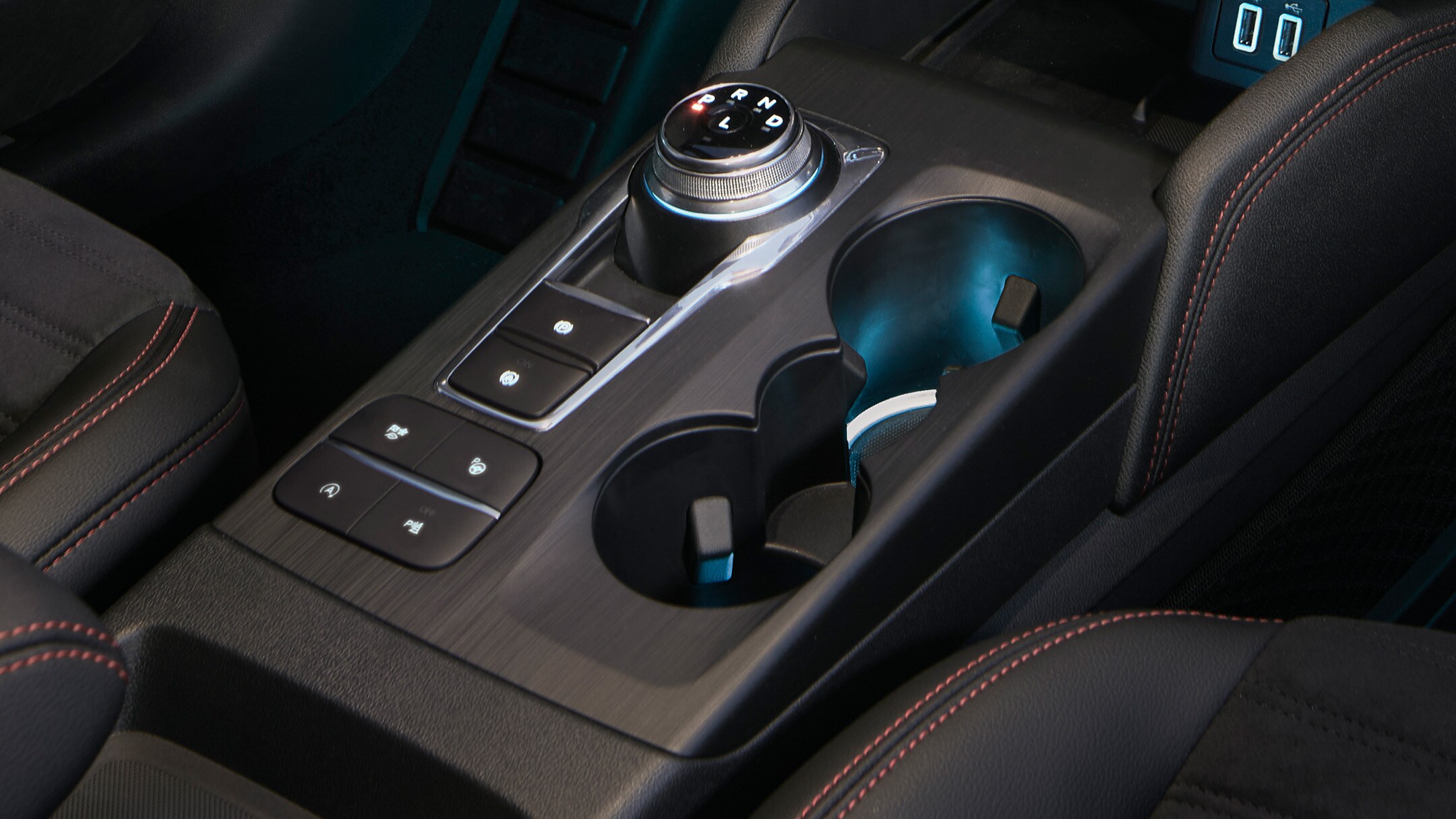 Ford Kuga. Detailansicht Electronic Shifter (Drehschalter)