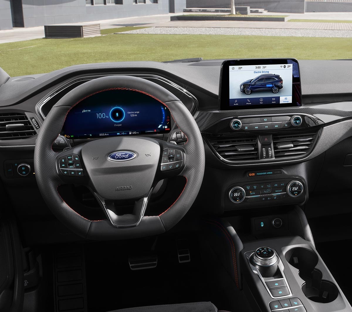 Ford Kuga Cockpit mit digitaler Instrumententafel und Touchscreen