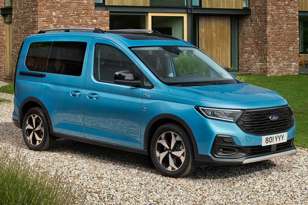 Ford Tourneo Connect, Ansicht von vorne in Dreiviertelperspektive