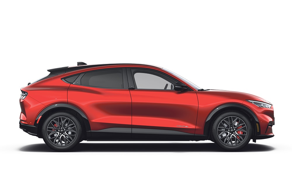 Roter Ford Mustang Mach-E,  ein Modell der Ford SUV -Reihe.