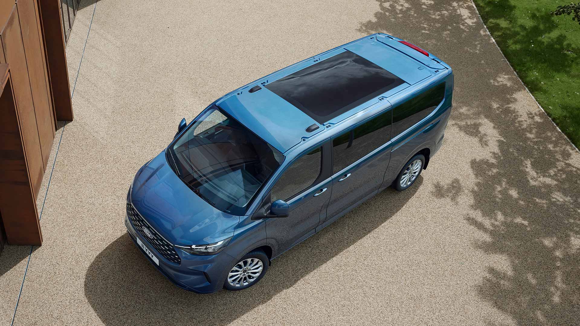 Draufsicht auf den brandneuen Tourneo Custom