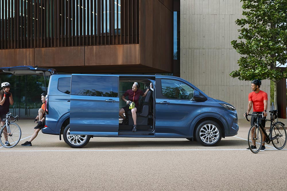 Seitenansicht des neuen Tourneo Custom