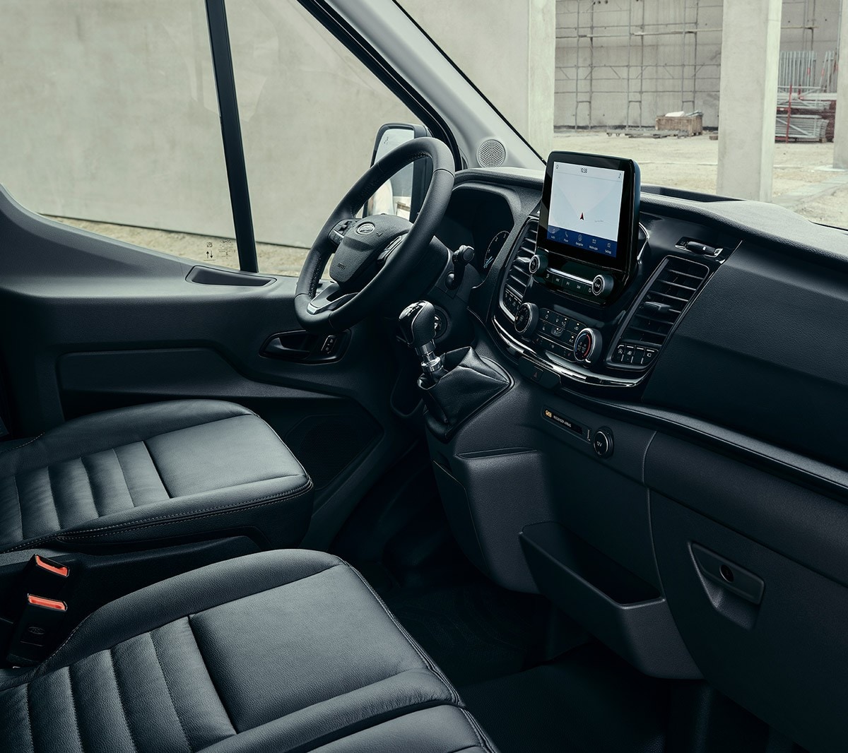 Ford Transit Innenraumansicht von Beifahrerseite