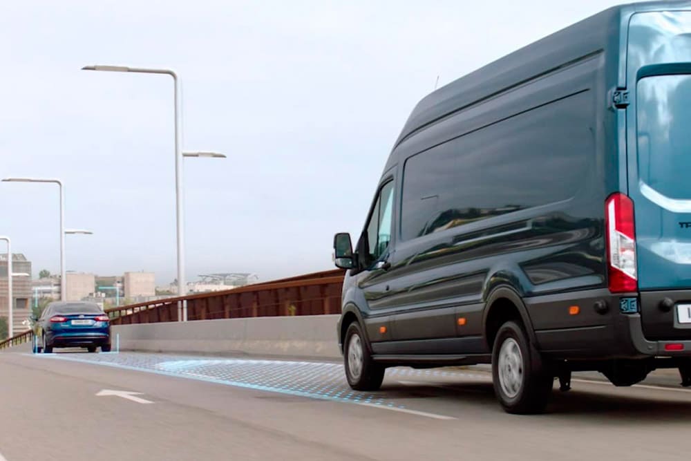 Neuer Ford Transit Van mit adaptivem Temporegler 