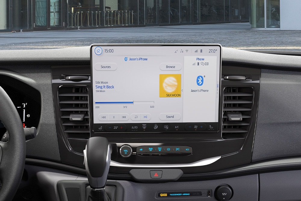  Ford Transit Kombi mit 8-Zoll-SYNC® 3-Touchscreen.