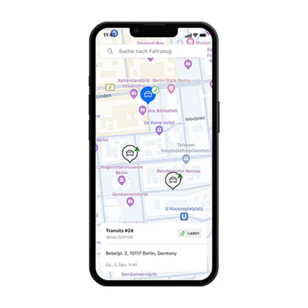 Ford Pro Telematics Drive Ansicht mit Live-Karte von drei Fahrzeugen, eines davon hervorgehoben mit Status und Standort.